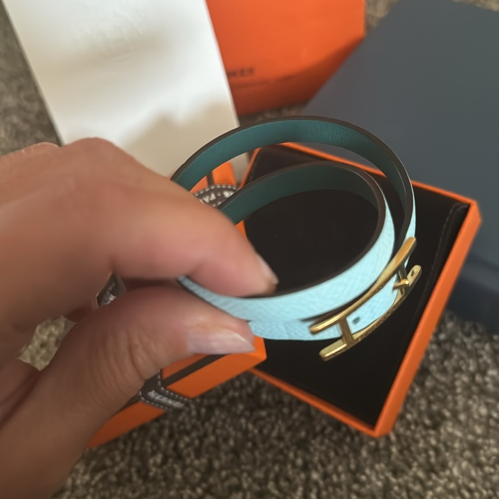Hermes Light Blue Double Tour Bracelet with Gold H Buckle - Picture 4 of 10